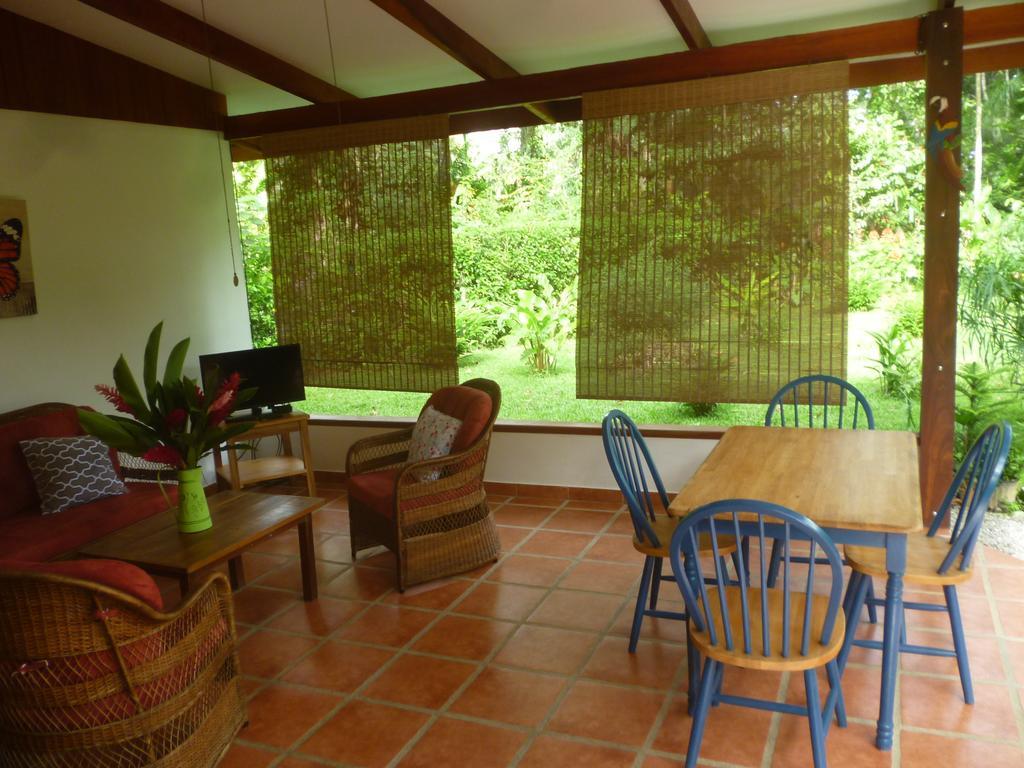Los Delfines Lodge Puerto Viejo de Talamanca الغرفة الصورة
